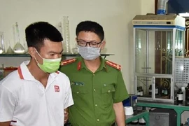 Vợ được hoãn thi hành án, chồng nối gót đi buôn ma túy