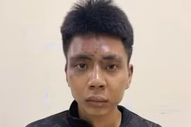 Đang nhờ thợ phá ổ khóa xe máy thì bị chủ phương tiện bắt giữ