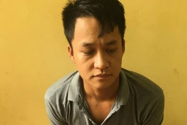 Giả làm nữ giới lên mạng dụ dỗ “chat sex” để tống tiền