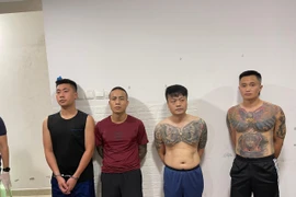 Trốn truy nã, nhóm đối tượng mở tiệc ma túy mừng sinh nhật trong chung cư