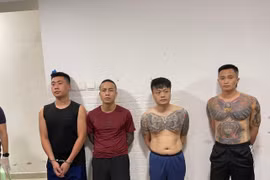 Trốn truy nã, nhóm đối tượng mở tiệc ma túy mừng sinh nhật trong chung cư