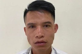 Trộm cắp ví 'hàng hiệu' bên trong có 1.300 USD