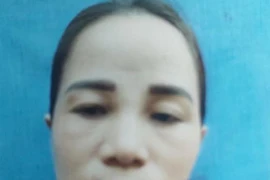 Người phụ nữ rủ 'bạn nghiện' vào quán karaoke 'bay lắc'