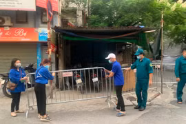 Toàn quận Đống Đa còn 88 hộ gia đình với 215 nhân khẩu cách ly phòng Covid-19
