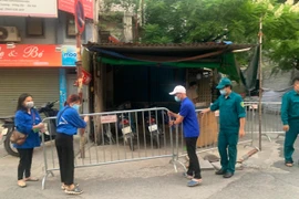 Toàn quận Đống Đa còn 88 hộ gia đình với 215 nhân khẩu cách ly phòng Covid-19