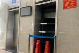 Hà Nội: Điều tra nguyên nhân vụ cô gái bị rơi trong hầm thang máy tử vong