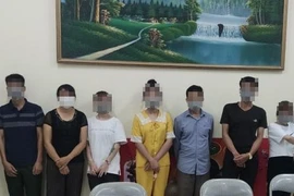 Giữa 'mùa' dịch Covid vẫn 'quây quần' trong quán karaoke, bị phạt 33 triệu đồng