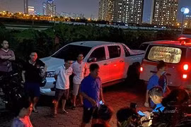 Khẩn trương điều tra vụ bé gái 4 tuổi rơi từ tầng cao chung cư