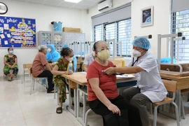 Khẩn: Tìm người đến điểm tiêm vaccine ở trường Tiểu học Thịnh Liệt ngày 14-9