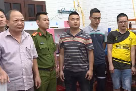 Bắt quả tang nhóm đối tượng đánh bạc dưới hình thức 'lô, đề' tiền tỷ