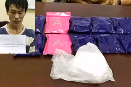 Bị vây bắt, đối tượng chống trả quyết liệt để phi tang gần 2.000 viên ma túy tổng hợp