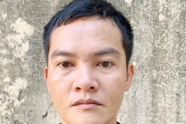 Tống tiền bạn gái quen qua mạng bằng clip 'nóng'