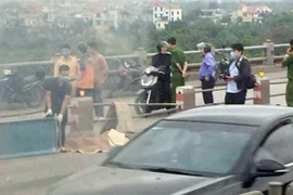 Điều tra vụ tai nạn giao thông trên cầu Thanh Trì khiến một nam giới tử vong