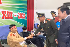 Rộn ràng ngày hội 'Thanh niên tình nguyện' và Chương trình 'Chủ nhật đỏ' của Công an Thủ đô