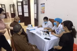 Tổ chức tiêm vaccine cho chức sắc tôn giáo trên địa bàn huyện Thạch Thất 