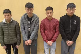 Lên mạng xã hội giả làm cán bộ ngân hàng lừa đảo gần 100 bị hại