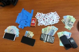 Bắt quả tang 6 đối tượng tụ tập đánh bạc khi thành phố đang thực hiện giãn cách xã hội