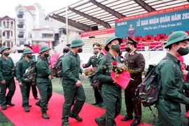 Giám đốc Công an Hà Nội dự lễ giao nhận quân năm 2021 tại quận Đống Đa 