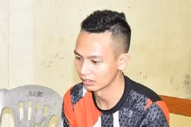 Bắt đối tượng điều khiển xe ôtô lao thẳng vào Cảnh sát để bỏ chạy