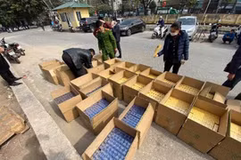 Liên tiếp bắt giữ các vụ vận chuyển thuốc lá nhập lậu