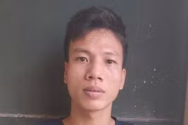 Công an xã bắt giữ đối tượng mang ma túy tìm chỗ sử dụng