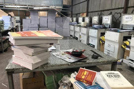 Phát hiện số lượng lớn sách bài tập cho học sinh cấp 2 bị in lậu