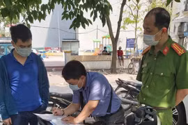 Công an quận Đống Đa (Hà Nội): Xử phạt gần 200 trường hợp vi phạm liên quan đến phòng dịch Covid 19