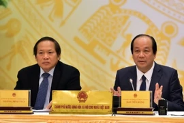 Người phát ngôn Chính phủ nói về việc tỉnh nhận siêu xe từ doanh nghiệp và "cuộc chiến" giành vỉa hè