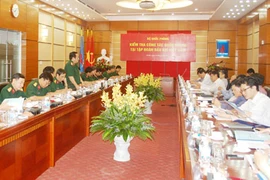 Kiểm tra công tác quốc phòng tại Tập đoàn Dầu khí quốc gia Việt Nam