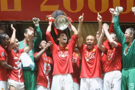 Cristiano Ronaldo để ngỏ khả năng quay lại khoác áo Man United