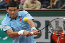 Vòng 2 đơn nam Roland Garros: Djokovic và Federer “dắt tay” nhau đi tiếp