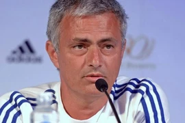 Jose Mourinho: Chelsea sẽ khóa sổ chuyển nhượng hè 2014