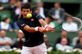 Tứ kết đơn nam Roland Garros : Novak Djokovic chật vật giành vé đi tiếp