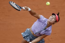 Ngày thi đấu thứ 3 Roland Garros 2014: Li-Na thua sốc ngay ở trận đầu tiên