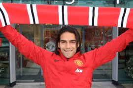 “Mãnh hổ” Falcao sẽ vực dậy đoàn quân rệu rã của Van Gaal như thế nào?