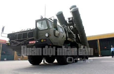 Xem S-300 sẵn sàng bảo vệ kỷ niệm chiến thắng Điện Biên Phủ trên không