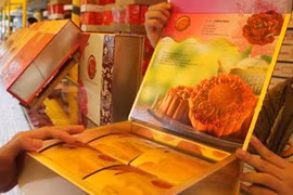 Giá bánh trung thu giảm nhẹ