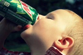 Nước tăng lực dẫn đến tổn thương não