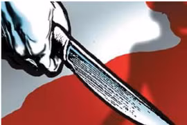 Bị bạn đâm chết vì không chịu dọn phòng