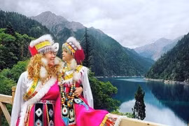 Đưa con đi du lịch vòng quanh thế giới