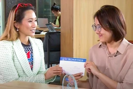 Cuộc gặp gỡ giữa thiên sứ văn hóa đọc với “bông hồng thép” của sức bền thế giới