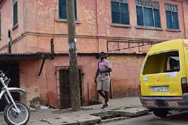 Ghana phá cơ sở giả đại sứ quán Mỹ suốt 10 năm