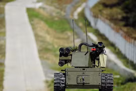 Nga phát triển 20 rô-bốt cho nhiệm vụ chiến đấu, thám hiểm vũ trụ