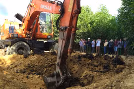 Bùn thải chôn lấp trái phép của Formosa tại Hà Tĩnh có xyanua vượt ngưỡng 
