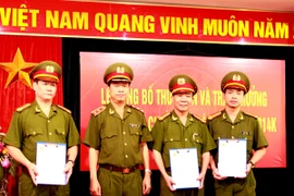 Trao thưởng các đơn vị khám phá chuyên án lừa đảo tại Công ty Khải Thái