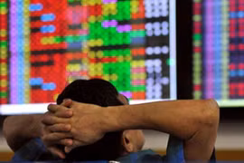VN-Index tăng gần 21 điểm, chứng khoán "xanh vỏ, đỏ lòng”