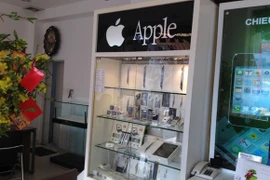 Hàng chục iPad và ĐTDĐ iPhone bị trộm “dọn sạch” trong đêm