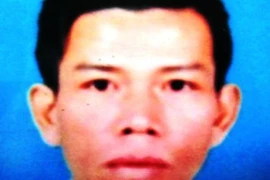 Con trai rủ trộm về nhà “thụt” két sắt của mẹ