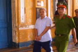 Nhát kéo oan nghiệt đứt đoạn tình già nhân ngãi non vợ chồng