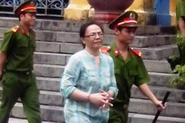 "Nữ quái" người Philippines mang 2kg ma túy vào Việt Nam